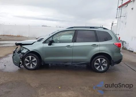2017 Subaru Forester 2.5I z USA, uszkodzony, nr VIN JF2SJABC6HH510502